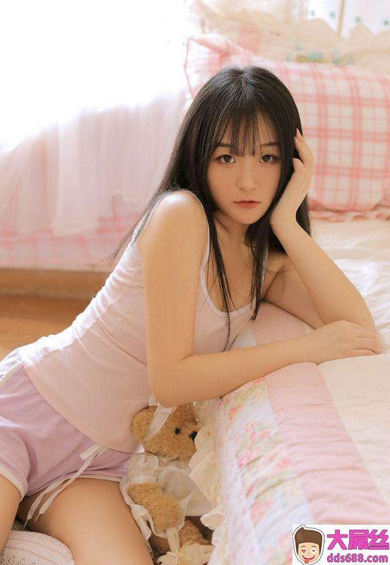 白耳黑纱性感女仆
