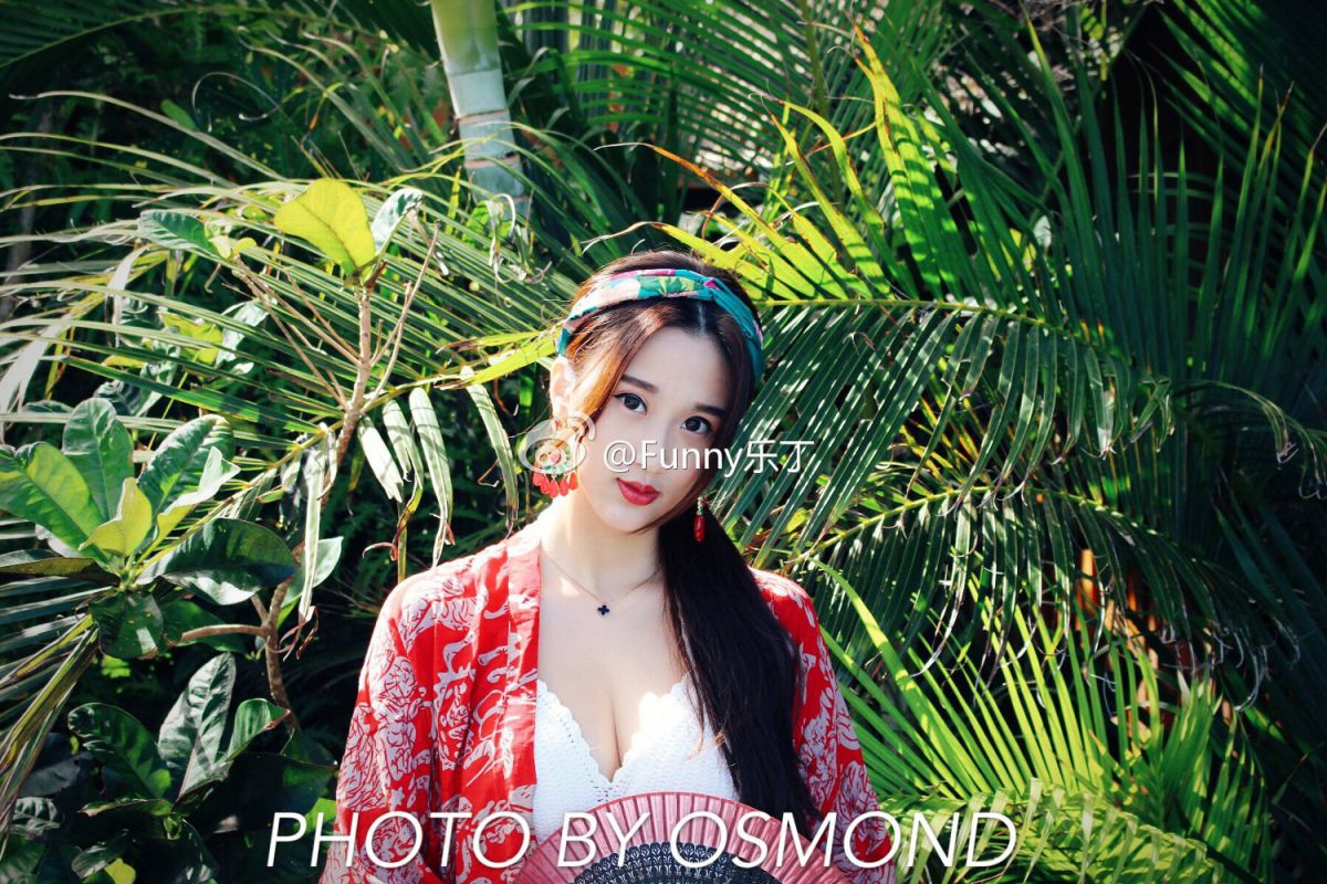 性感模特儿丁晓宜Cindy微私拍写真
