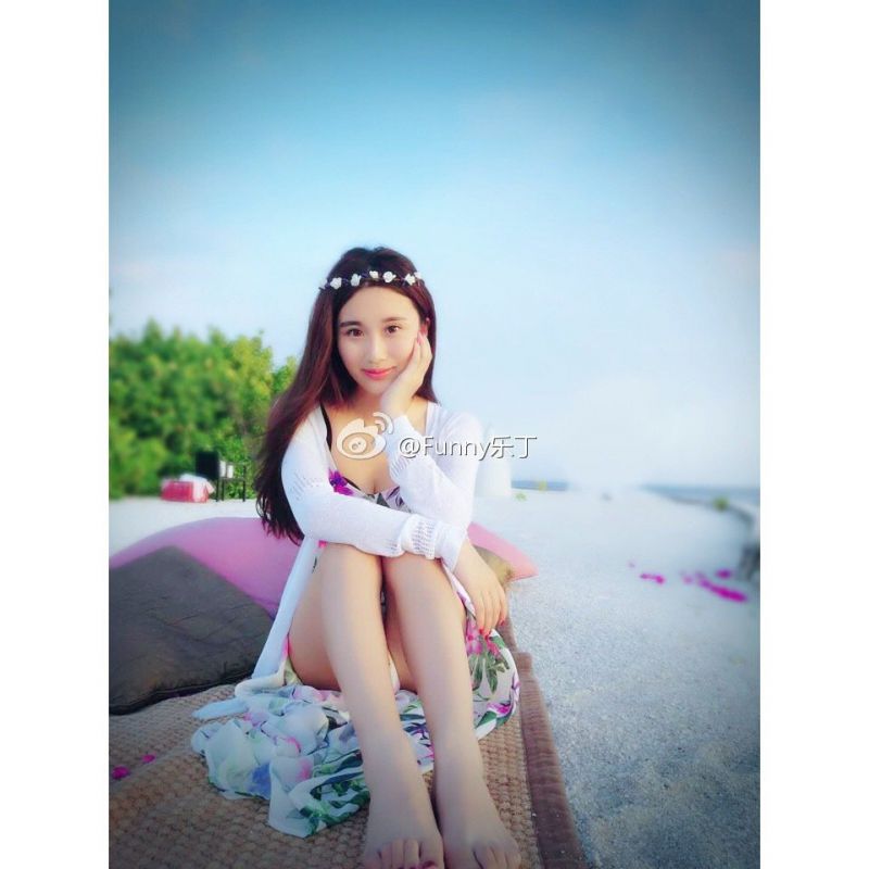 性感模特儿丁晓宜Cindy微私拍写真
