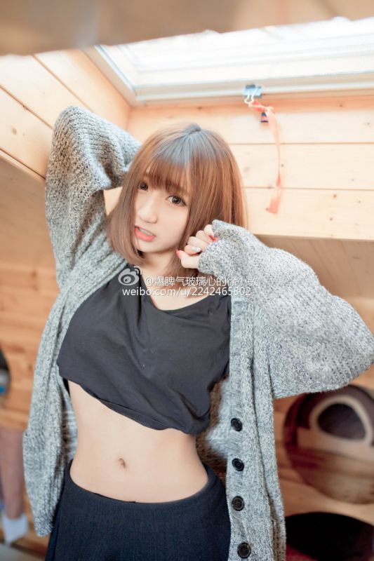 气质氧气美女徐小敏微自拍图片合辑