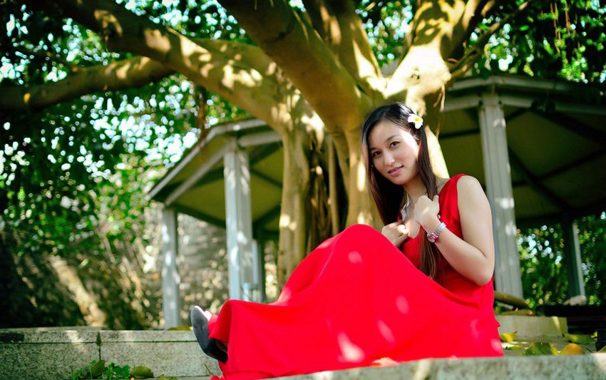 蕾丝内衣美女图长腿美女陈雅漫蕾丝情趣内衣照