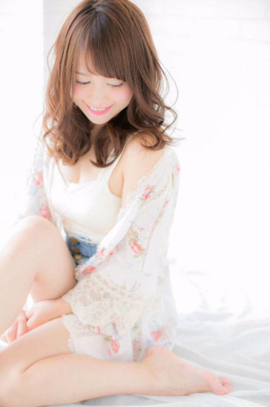 日本杂志模特森下舞森下まい摄影写真图片