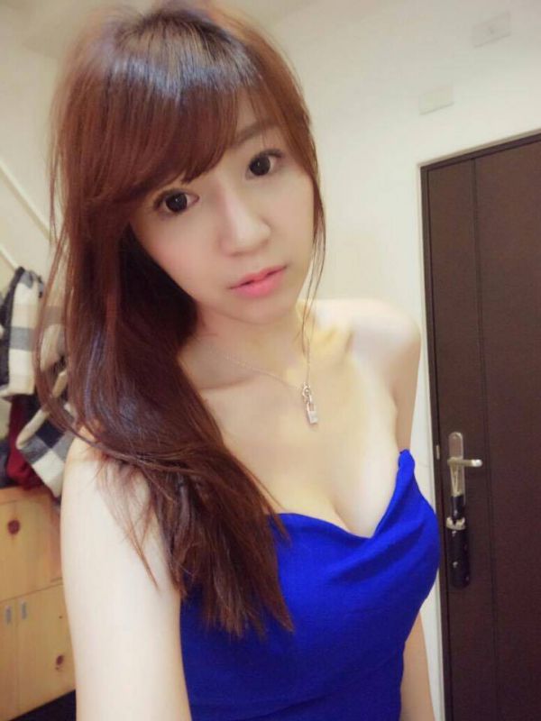 台湾美女模特恩齐儿恩绮儿自拍写真